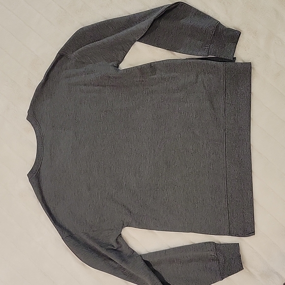 ● Coca-Cola Polar Bear Sweatshirt | Medium | EUC - Picture 3 of 10